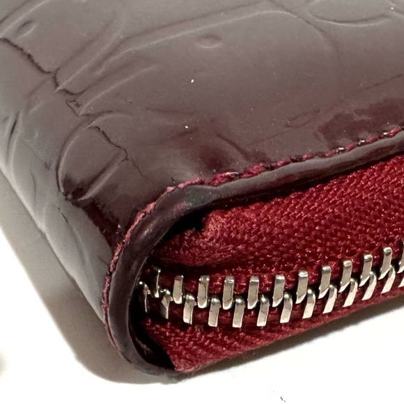 Dior Patent Leather Continental Wallet with Diorissimo Pattern - Picture 6 of 11